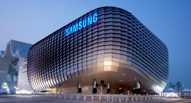 Samsung наращивает производство чипов памяти на фоне роста спроса
Samsung наращивает производство чипов памяти на фоне роста спроса